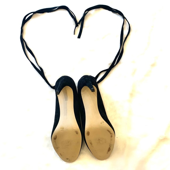 Strappy black suede BCBGeneration heels. - Picture 3 of 5